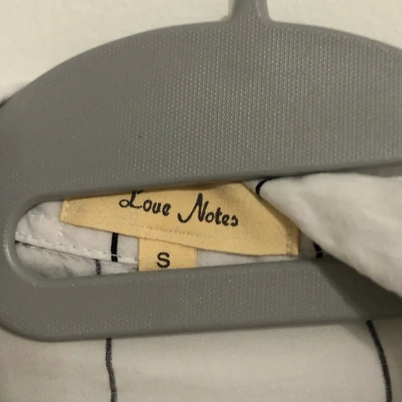 Grid Pattern Tie-Front Top - Picture 3 of 5